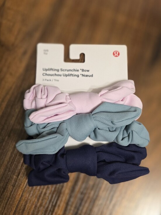 lululemon athletica Accessories - lululemon athletica Kids Bow Scrunchie 3-Pack — Light Pink, Sage, Navy